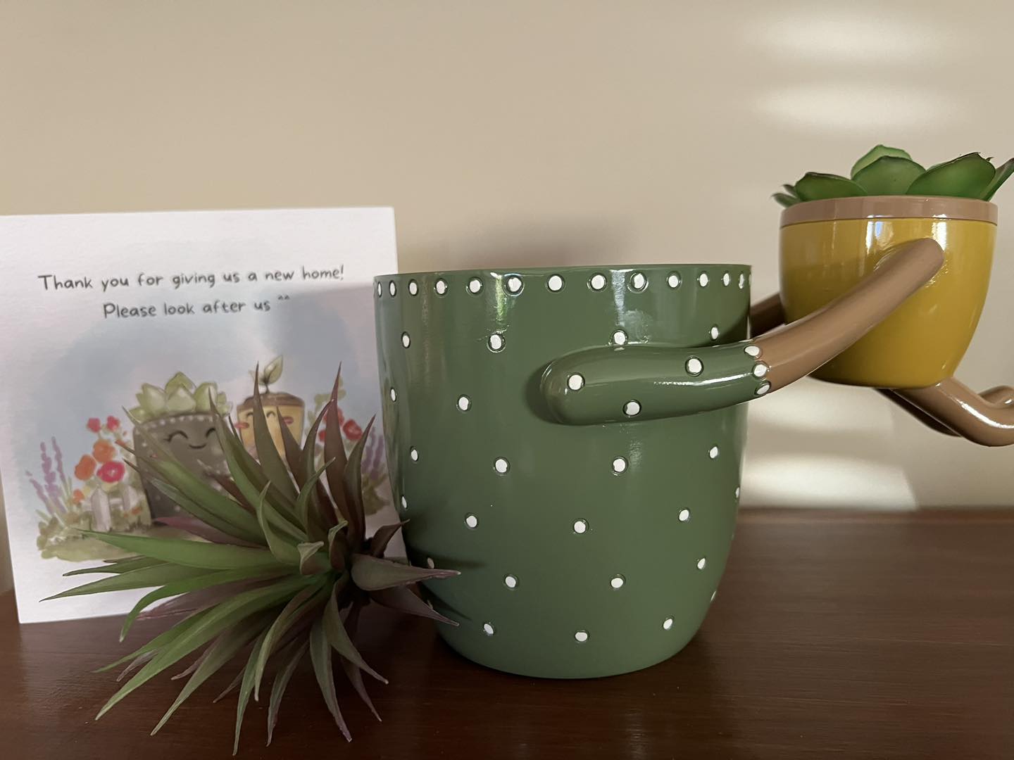 MOTHER AND CHILD POT