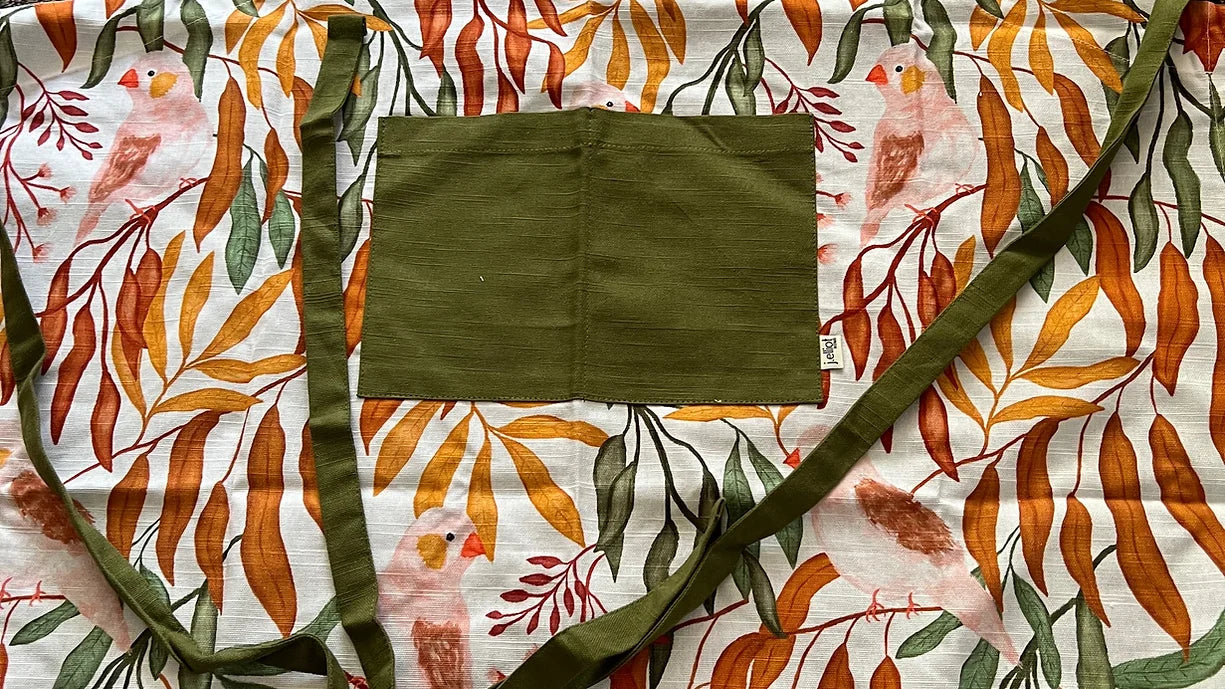APRON OVEN GLOVE AND OVEN MIT SET